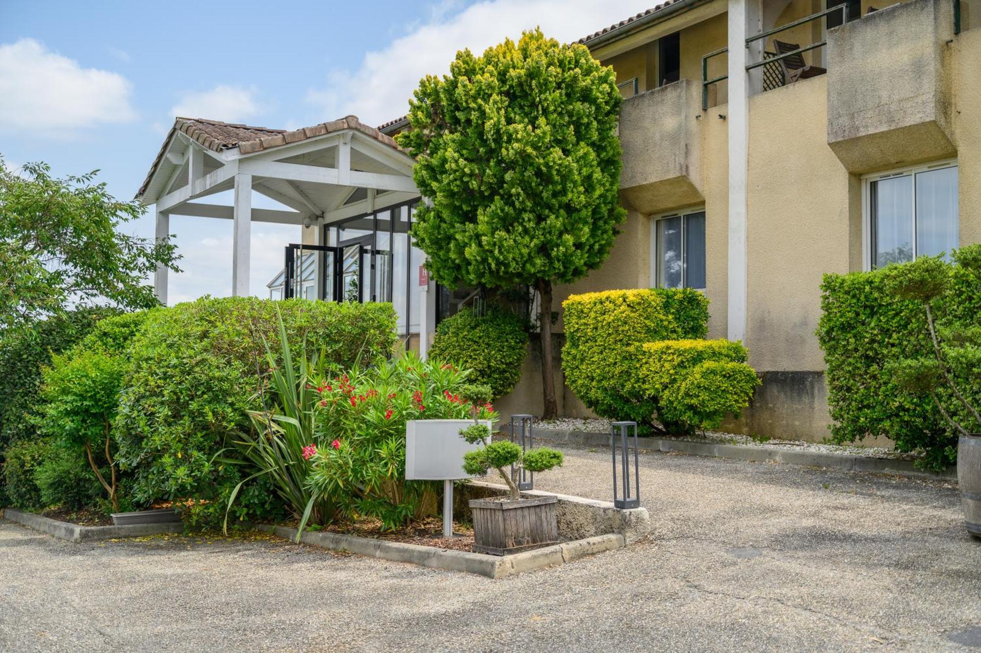 Pey La Tour - Logis Hotels & Restaurant Salleboeuf Luaran gambar