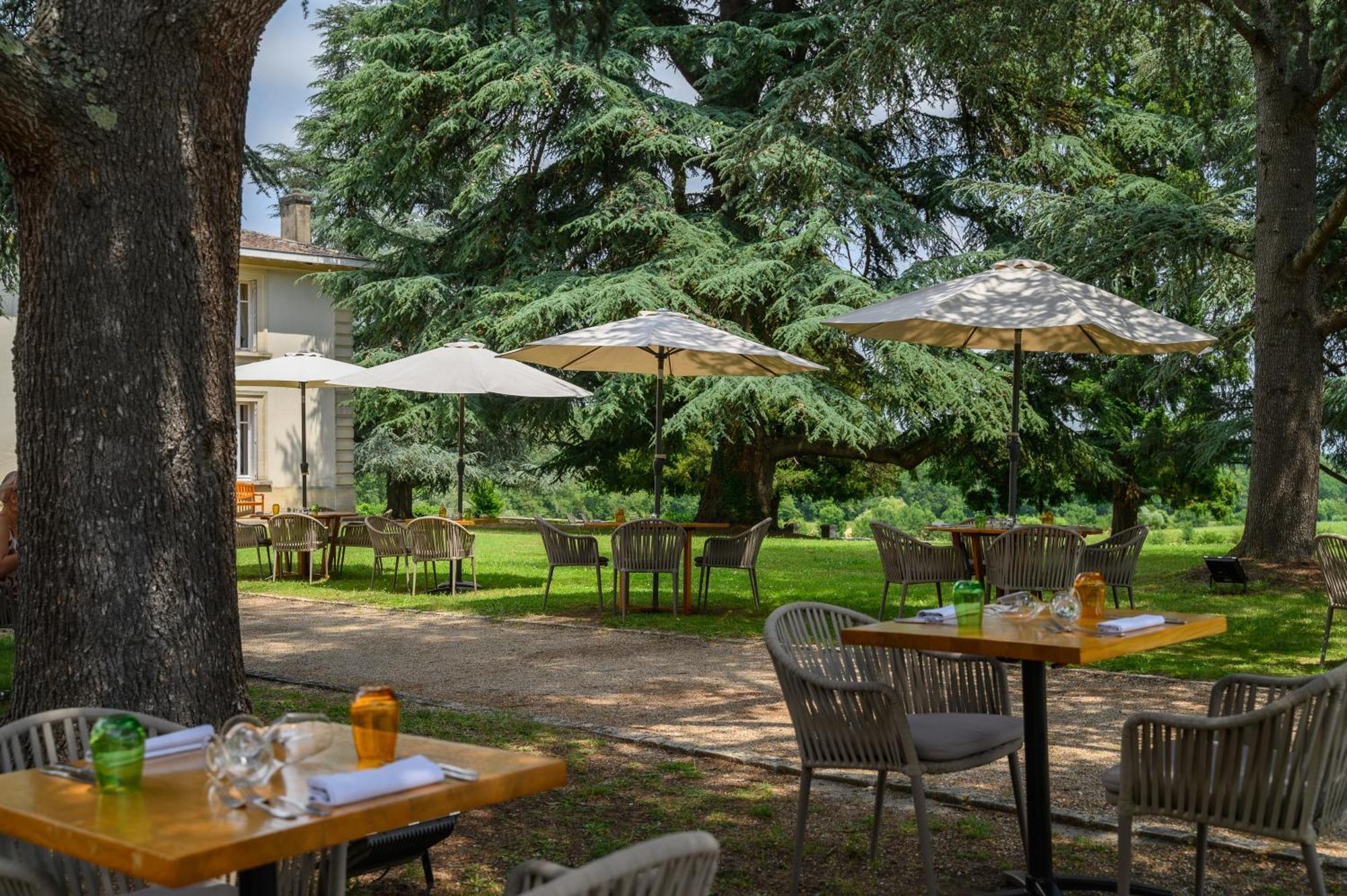 Pey La Tour - Logis Hotels & Restaurant Salleboeuf Luaran gambar