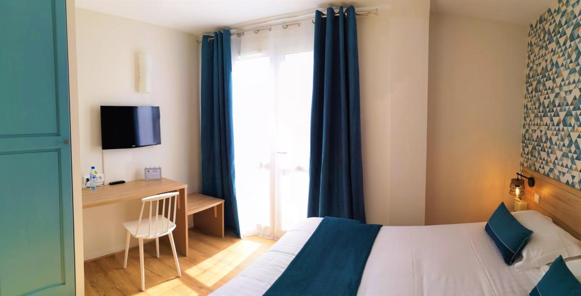 Pey La Tour - Logis Hotels & Restaurant Salleboeuf Luaran gambar
